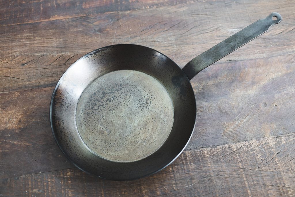 matfer bourgeat carbon steel pan after oven seasoning